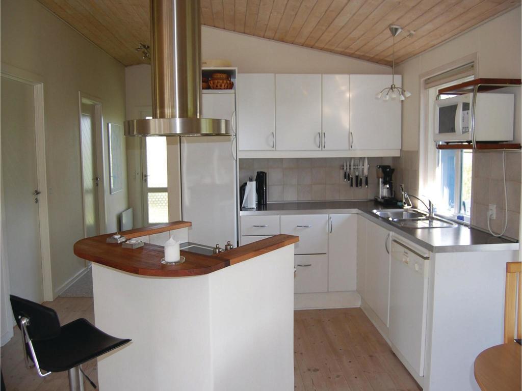 Nice Home In Knebel With Kitchen Buitenkant foto